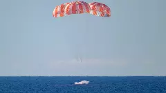 చందమామని పల్కరించి వచ్చిన నాసా రోదసి వీరులు