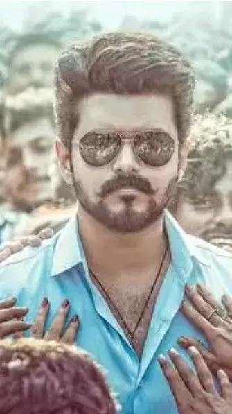 ‘జననాయగన్’ లీక్ పై స్పందించిన కోలీవుడ్ సూపర్ స్టార్లు ‘జననాయగన్’ లీక్ పై స్పందించిన కోలీవుడ్ సూపర్ స్టార్లు