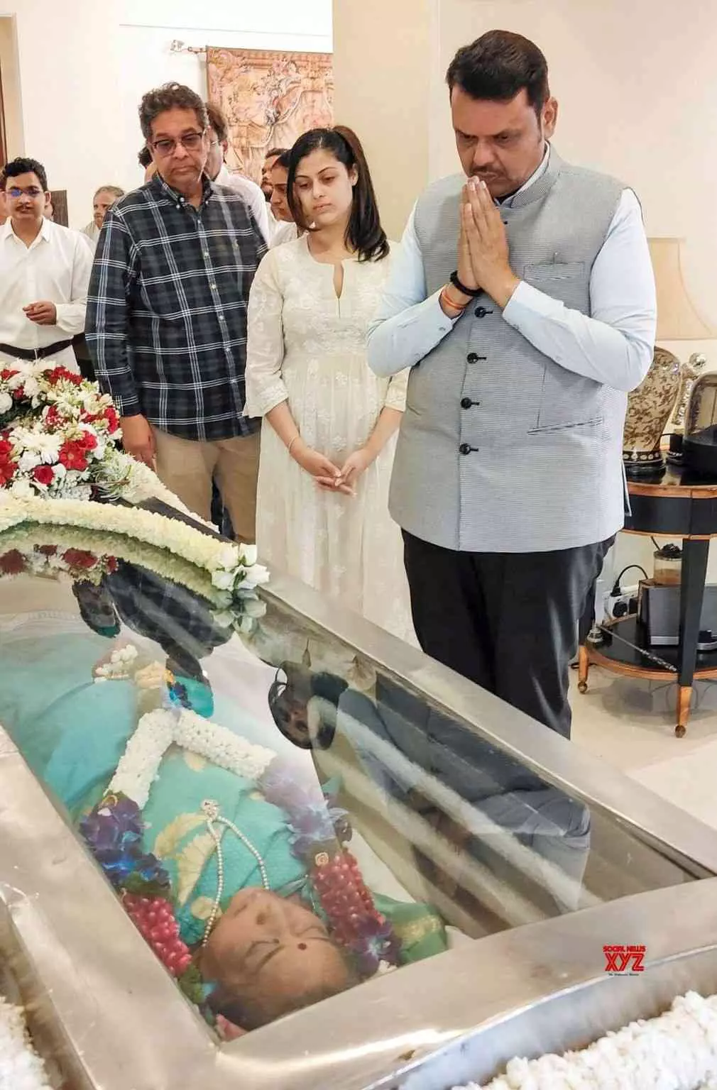 ఆశా భోస్లేకు ముంబైలో తుది వీడ్కోలు.. ఆశా భోస్లేకు ముంబైలో తుది వీడ్కోలు..