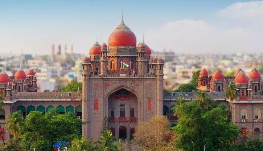 హైకోర్టు పేరిట హైడ్రాకు ఫేక్ నోటీసులు: సైబర్ పోలీసుల దర్యాప్తు హైకోర్టు పేరిట హైడ్రాకు ఫేక్ నోటీసులు: సైబర్ పోలీసుల దర్యాప్తు