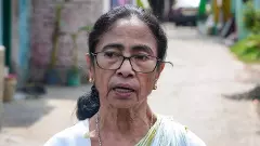 వీధుల్లో ఆగ్రహం–పార్టీలో అసమ్మతి: టీఎంసీపై పెరుగుతున్న ఒత్తిడి అలలు